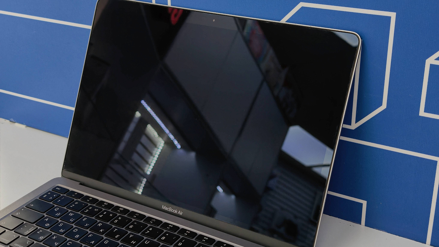 Macbook Air 13" i3 8/256 Space Gray MWTJ2 (TRD) fvfdkq0emnhp