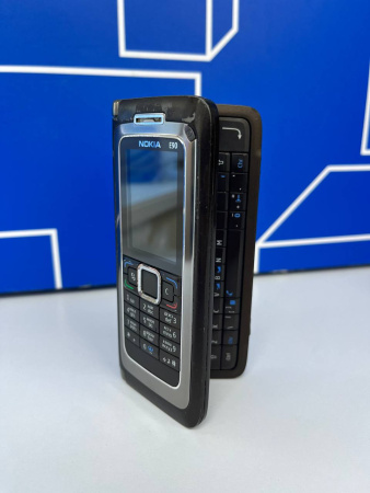 Телефон Nokia E90 (TRD)