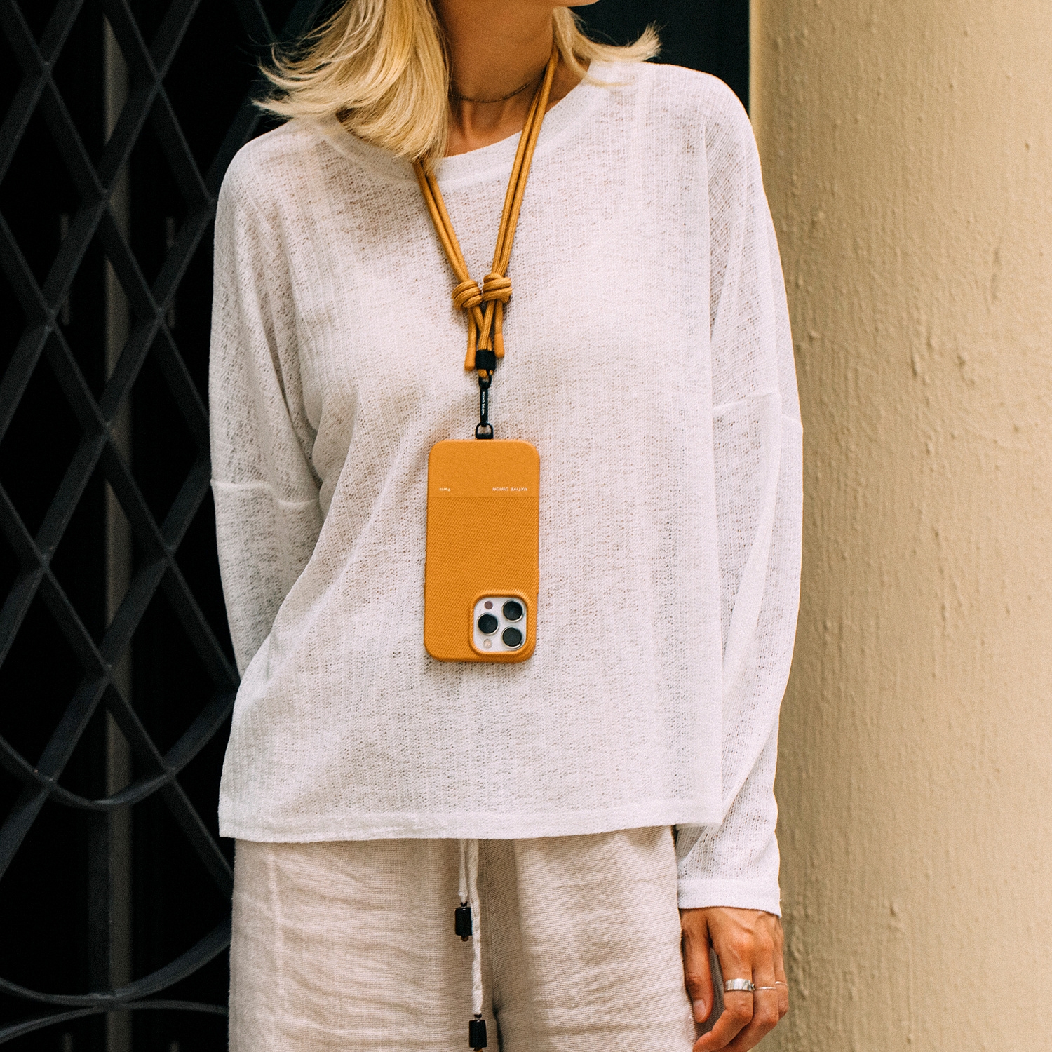 Чехол для iPhone 14 Plus Native Union (Re)Classic Kraft