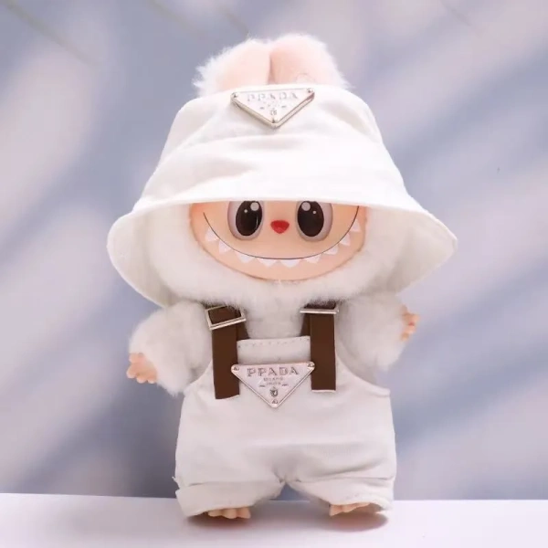 Одежда Labubu штаны с лямками и панамкой белые