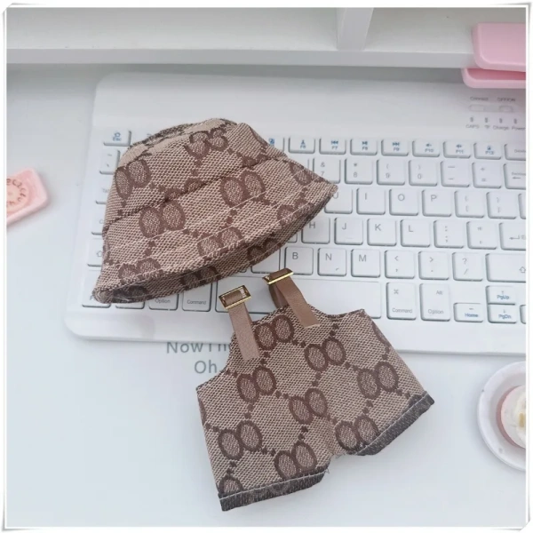 Одежда Labubu штаны с лямками и панамкой коричневые